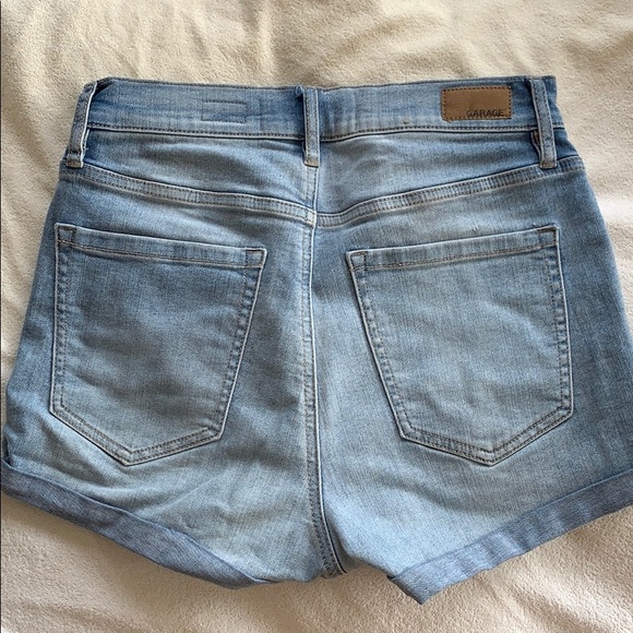 Garage Shorts - Picture 3 of 5